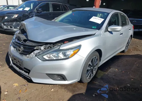 2018 Nissan Altima 2.5 Sv z USA, uszkodzony, nr VIN 1N4AL3APXJC264440